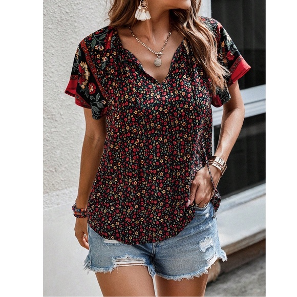 Black Floral Printed Boho Short Sleeve Shirt - Picture 6 of 8